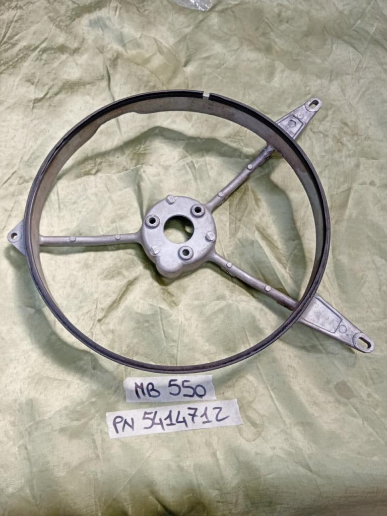 Support de ventilateur pour Maserati Merak LesAnciennes.com