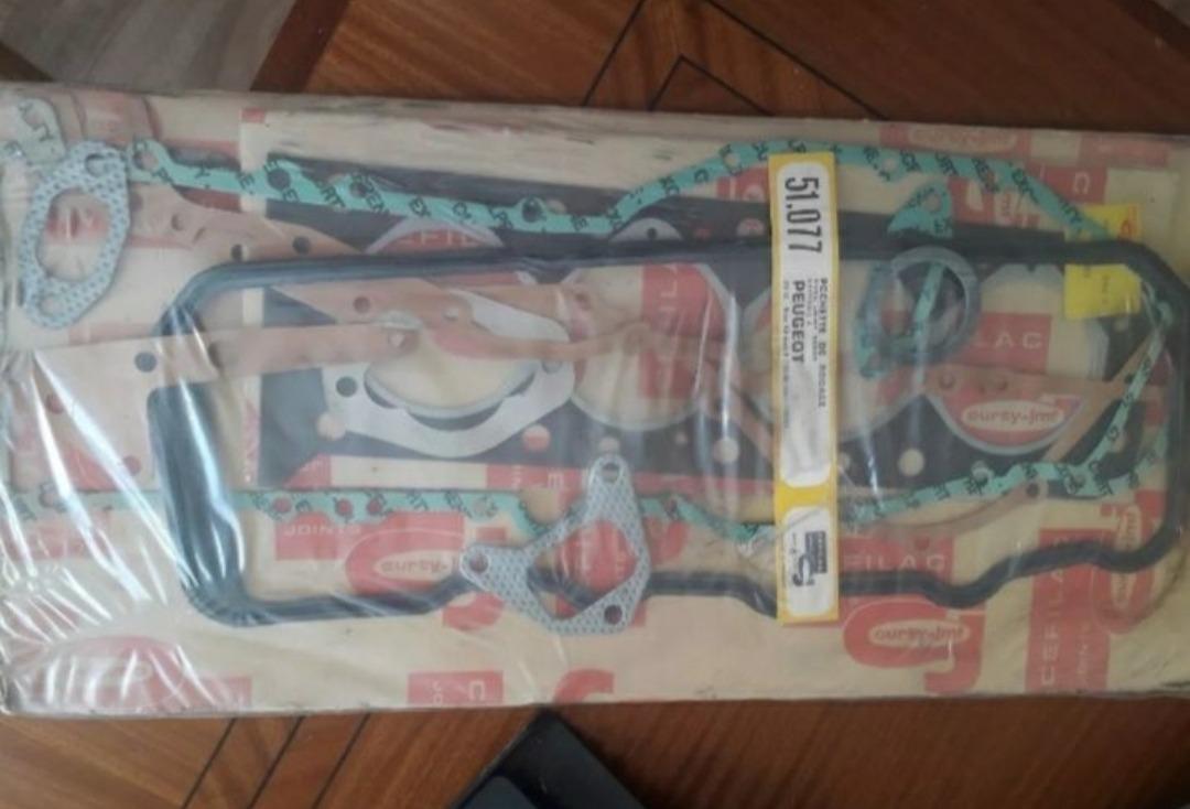 Pochette de joints complete PEUGEOT 204 Diésel LesAnciennes.com