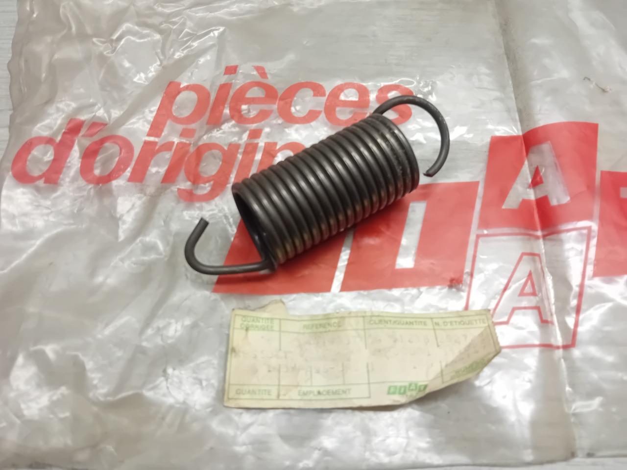 4419037 RESSORT REGLAGE SIEGE AVANT FIAT PANDA LesAnciennes.com