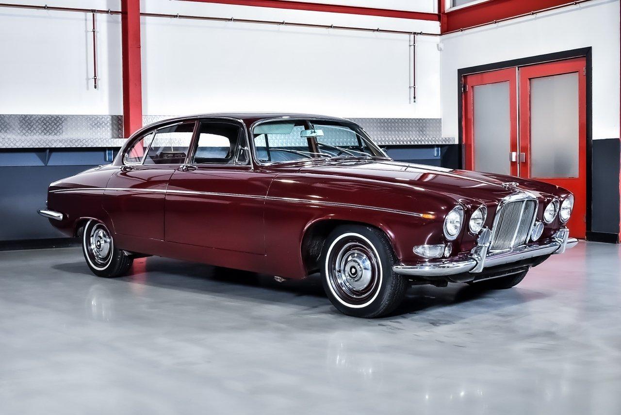 1967 Jaguar 420 G Saloon 4,2L I6 LesAnciennes.com