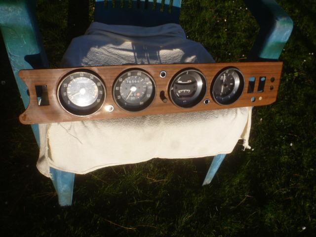 SIMCA 1100 special:compteur et cpt-tours:VEGLIA LesAnciennes.com