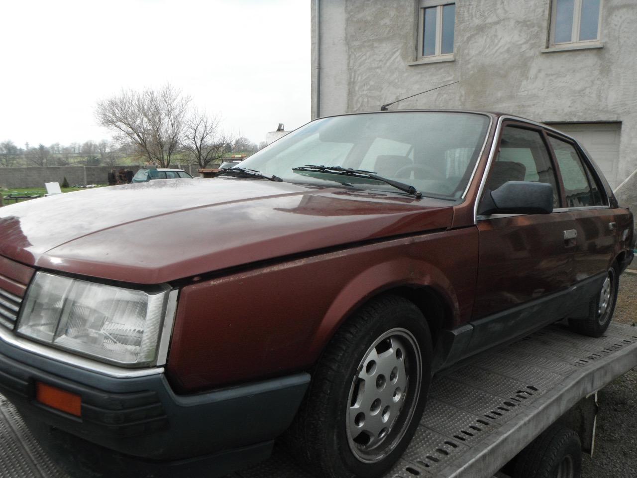 RENAULT 25 (R25) R25 V6 - 1987 LesAnciennes.com