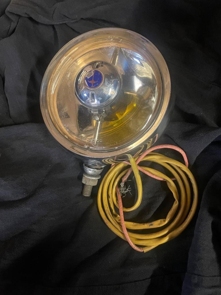 Pièces CARELLO Anti-brouillard LesAnciennes.com