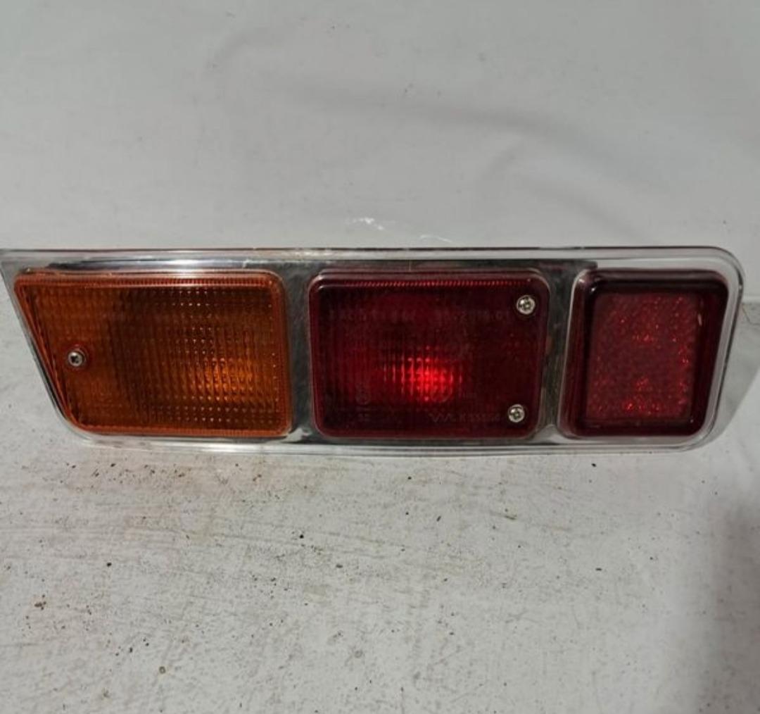 Feux arrière gauche pour RENAULT 10 (R10) LesAnciennes.com