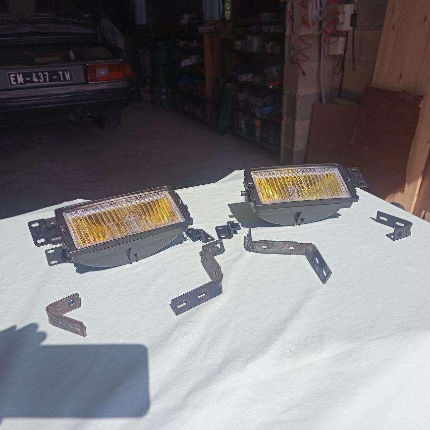 Fog light phares antibrouillard BMW neufs LesAnciennes.com