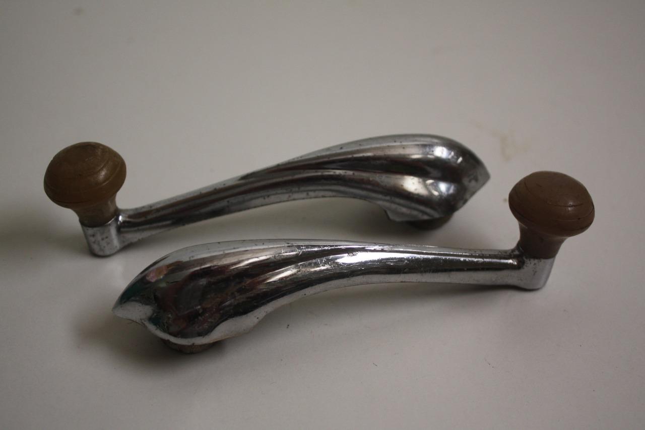 Lot 2 Poignées lève vitre Glace Ford Vedette LesAnciennes.com