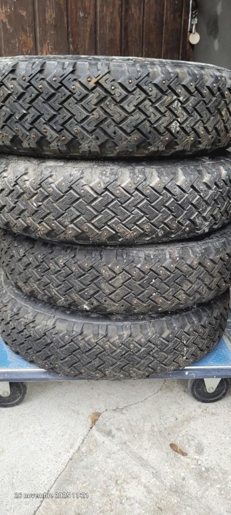 Roues PEUGEOT 204 LesAnciennes.com