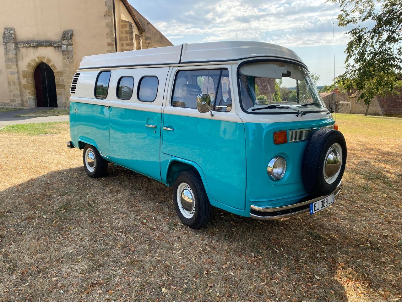 VOLKSWAGEN Combi - 1976 LesAnciennes.com