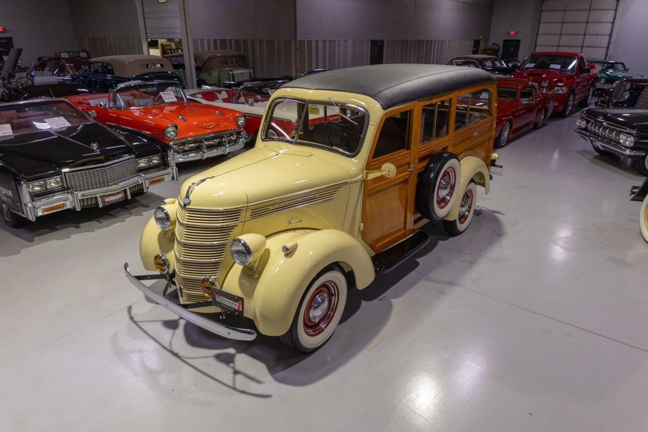 1940 International D-2 Woody Station Wagon LesAnciennes.com