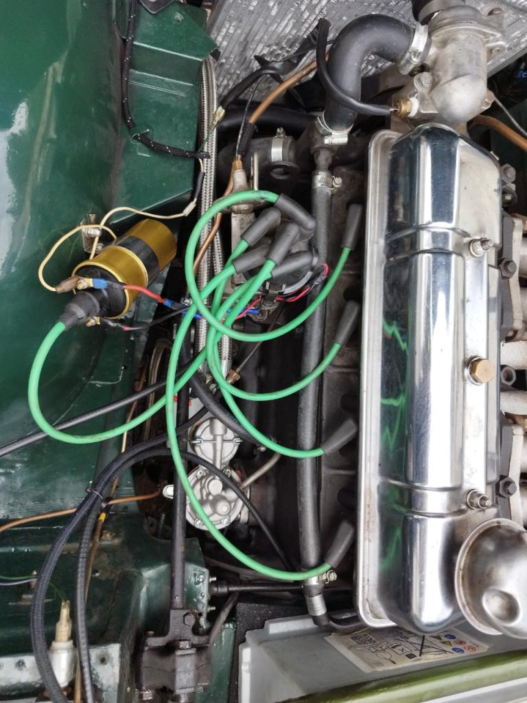 TRIUMPH TR4A IRS - 1965 LesAnciennes.com