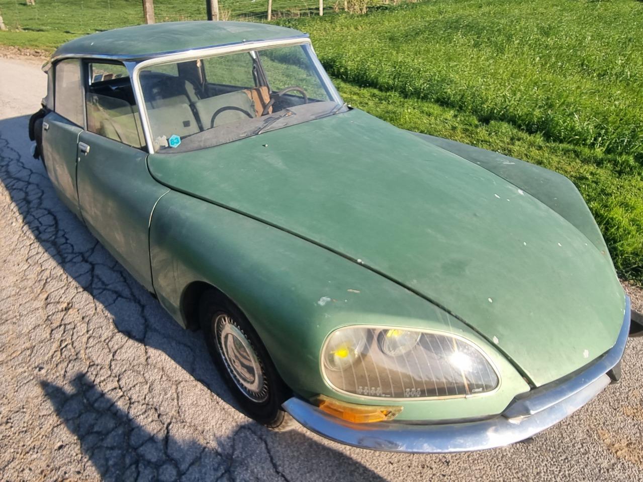 CITROEN DS Dspecial - 1972 LesAnciennes.com