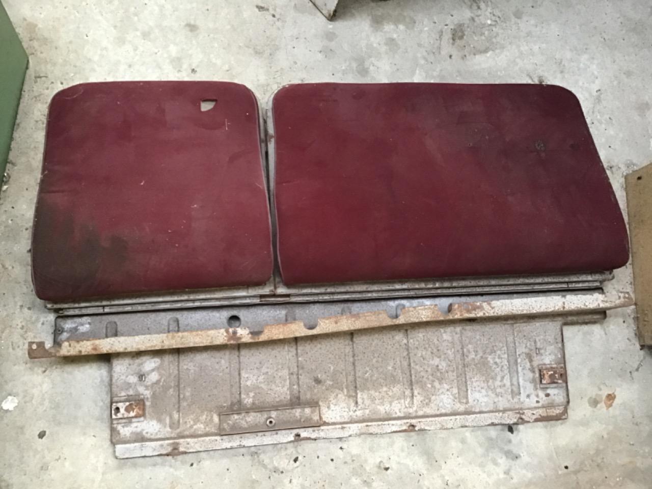 BANQUETTE CITROEN DS ? LesAnciennes.com