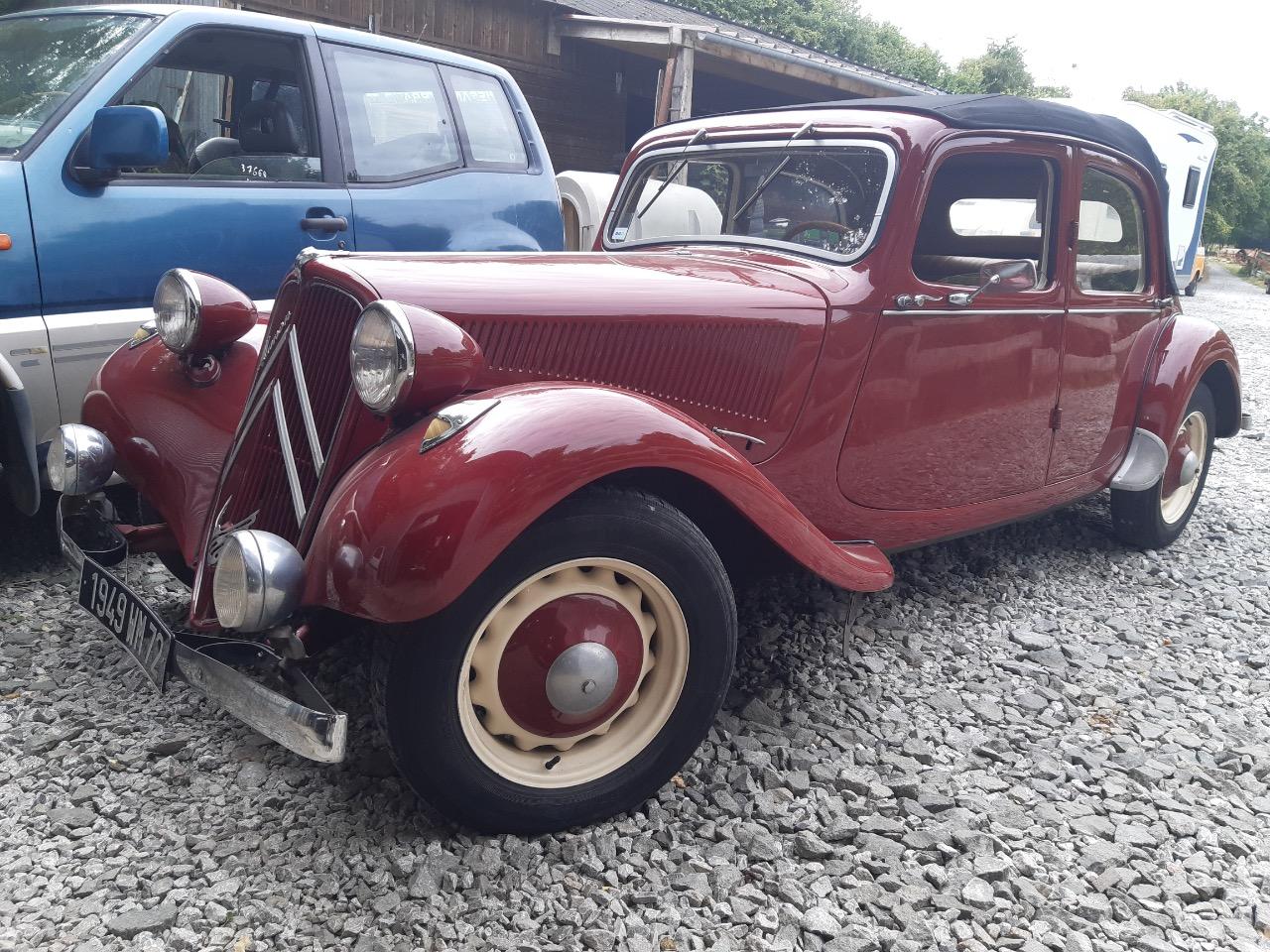 CITROEN Traction 11 BL Cabriolet - 1949 LesAnciennes.com