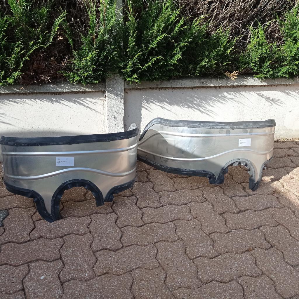 Pare-boue AUDI 80 B1 B2 LesAnciennes.com