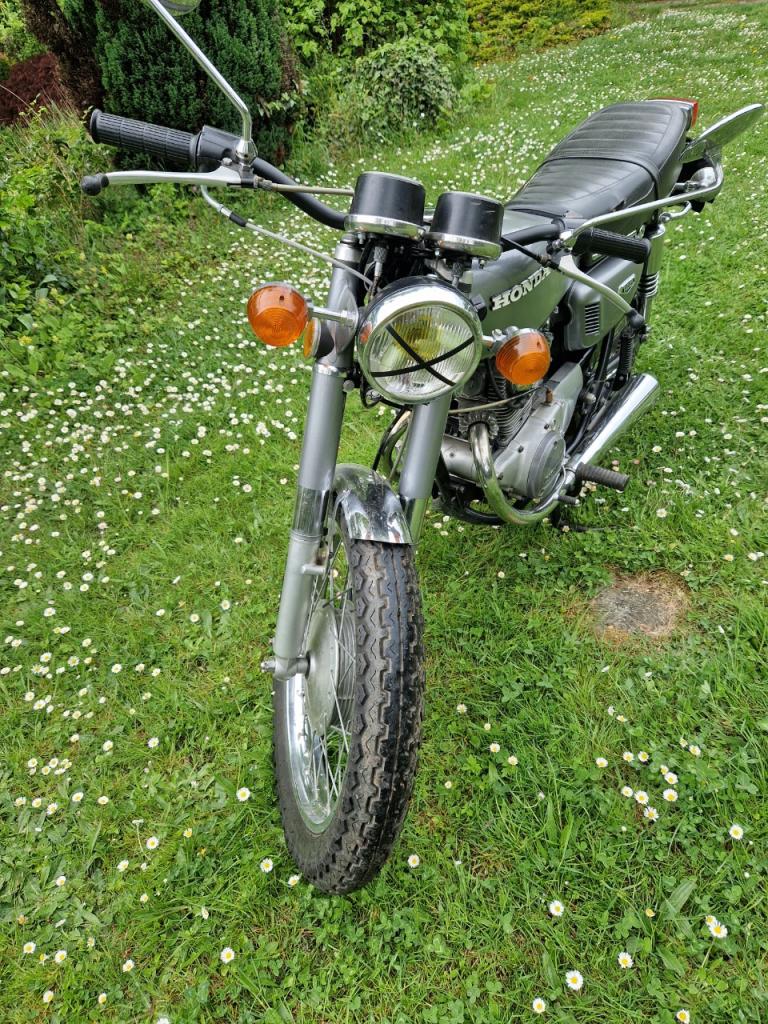 HONDA CB 125 Twin - 1973 LesAnciennes.com