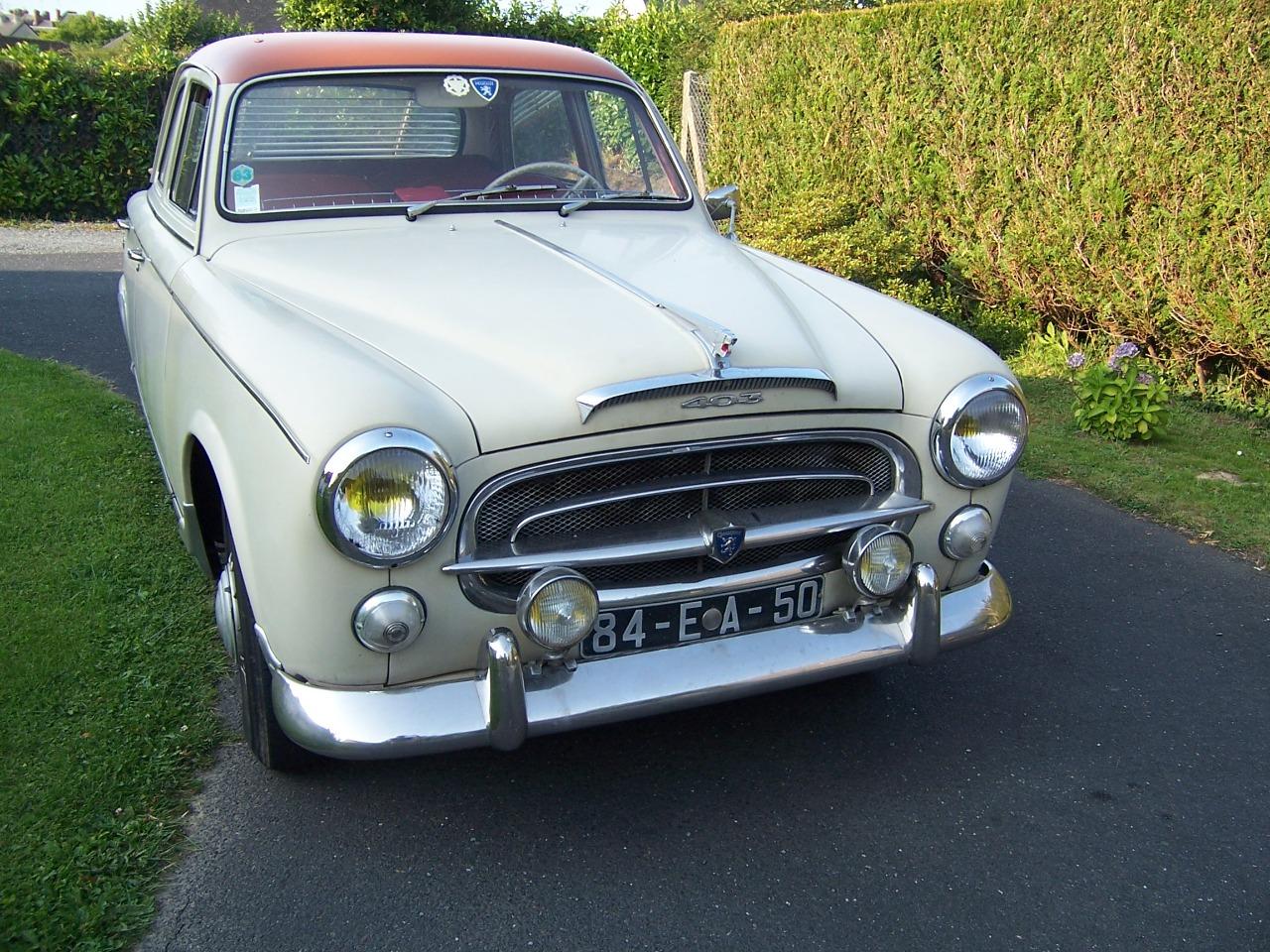 PEUGEOT 403 Berline 8cv - 1959 LesAnciennes.com