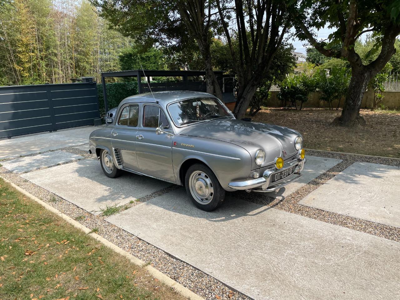 RENAULT Ondine - 1962 LesAnciennes.com