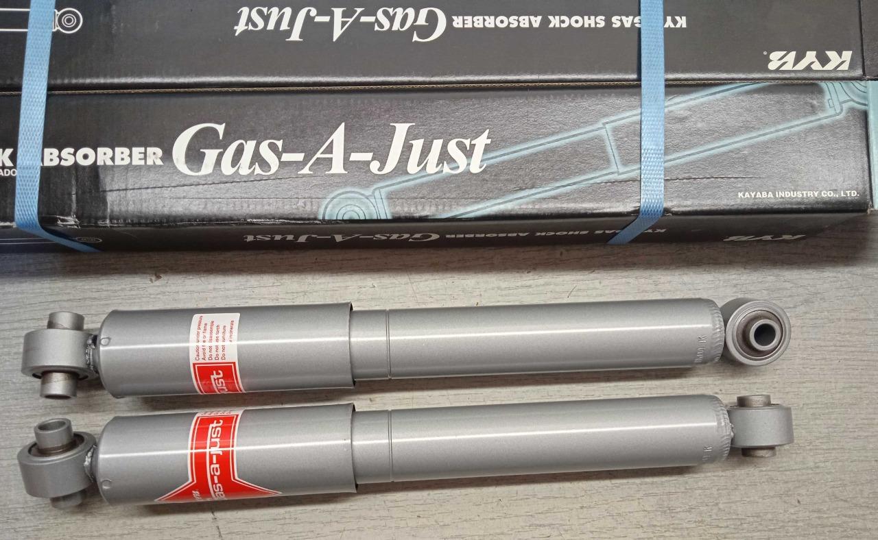 551054 AMORTISSEURS ARRIERE RENAULT CLIO 1 LesAnciennes.com