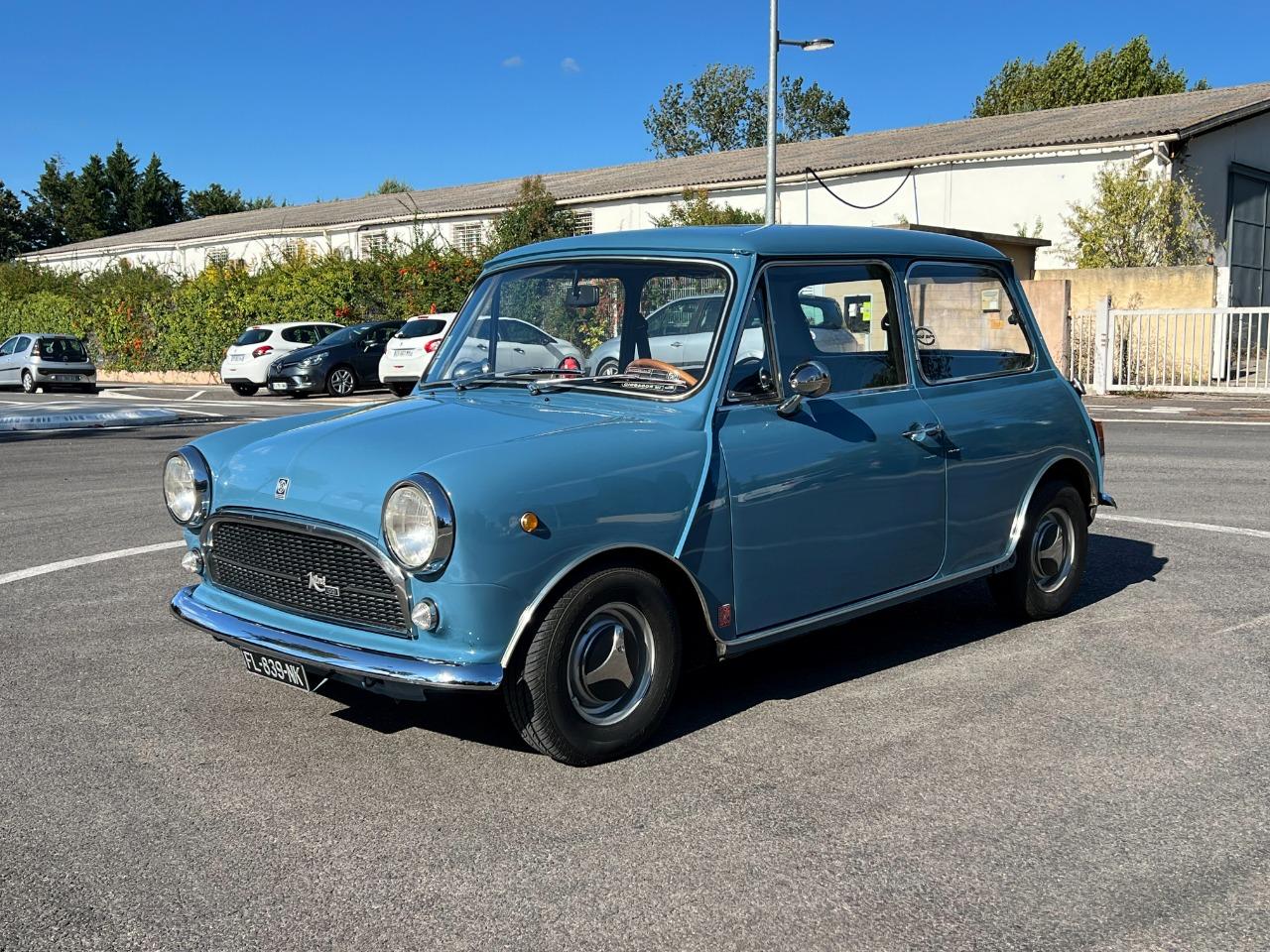 INNOCENTI Mini 1001 - 1973 LesAnciennes.com