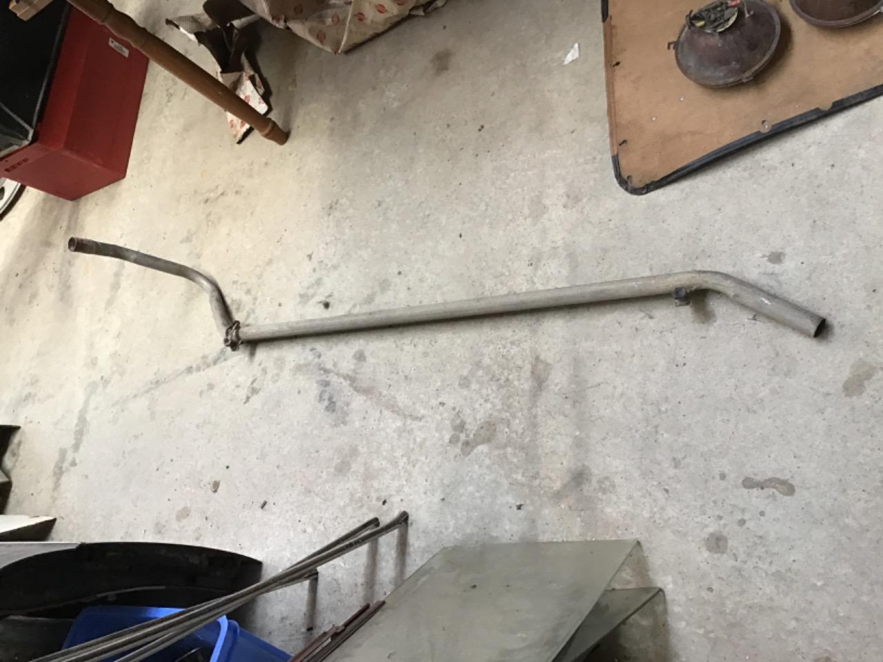 TUBE ÉCHAPPEMENT RENAULT 5 R1220/1221/1391/2381 LesAnciennes.com