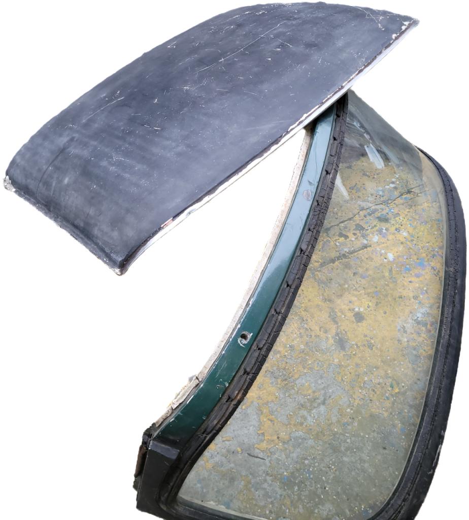 SURREY TOP TRIUMPH TR4A TR4 TR4A TR5 TR250 LesAnciennes.com