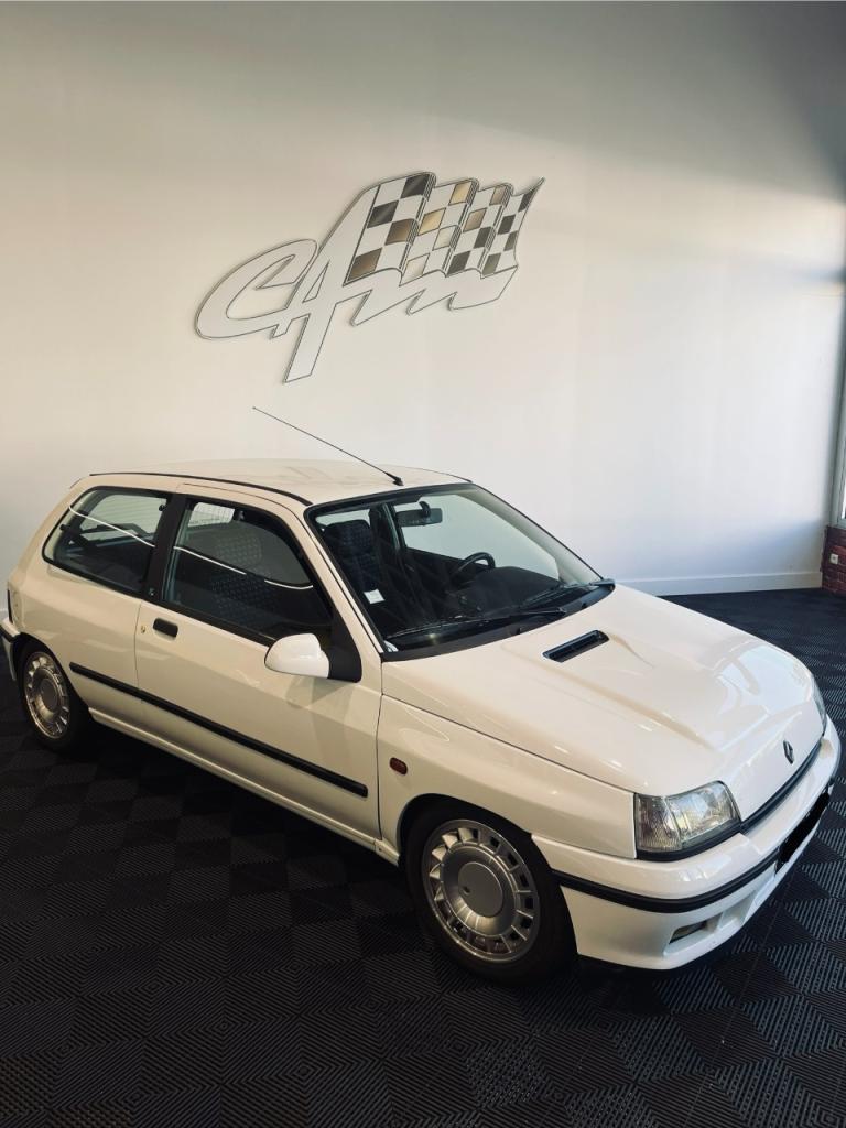 RENAULT Clio 16S - 1991 LesAnciennes.com