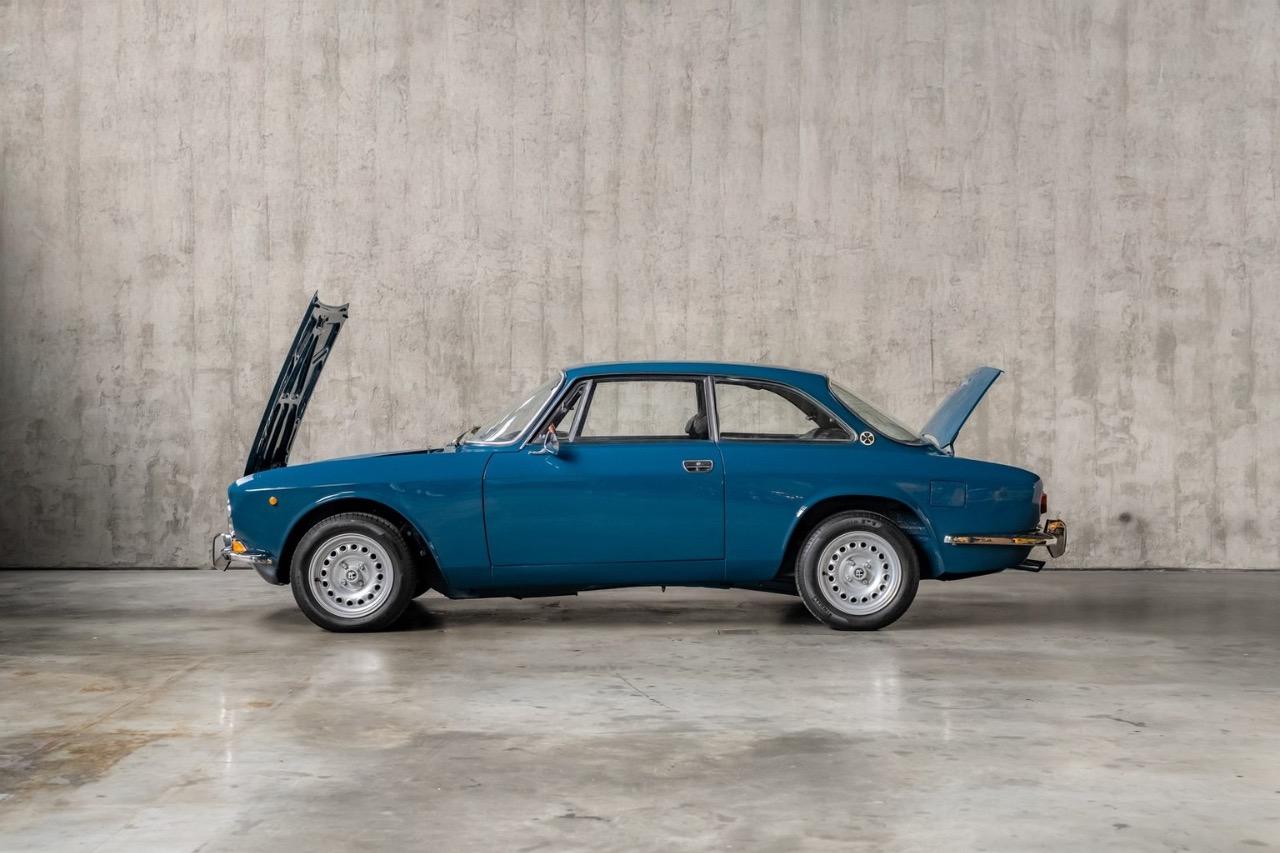 1970 Alfa Romeo 1750 GT, foto 2