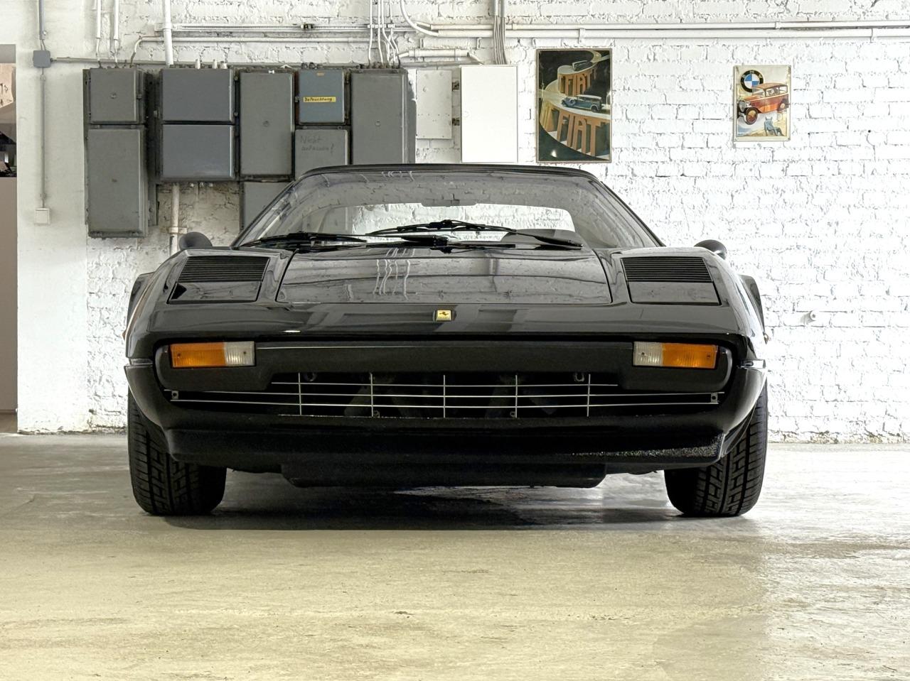 FERRARI 308 GTS - 1980 LesAnciennes.com