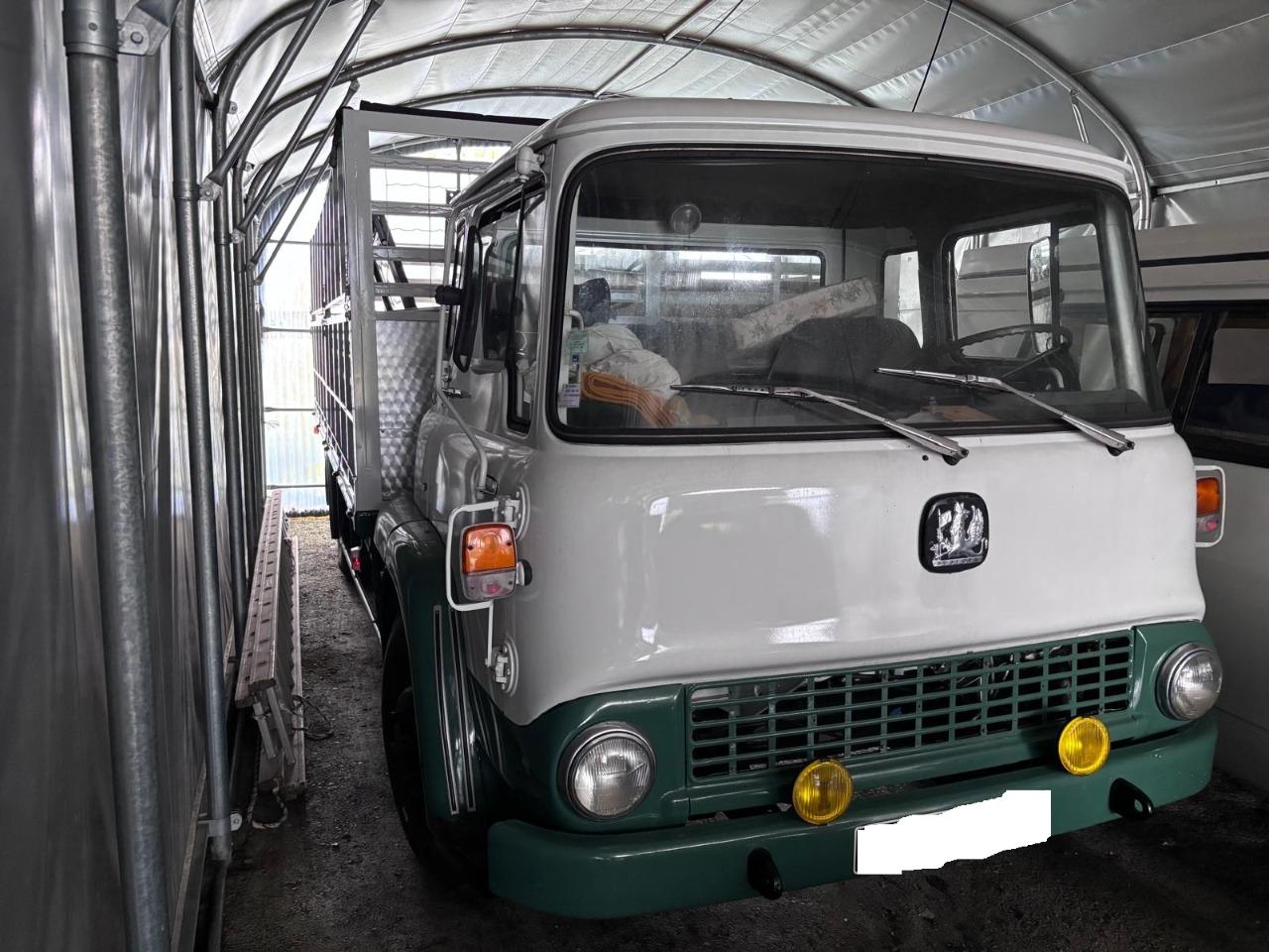 BEDFORD TK EJM 860 - 1975 LesAnciennes.com