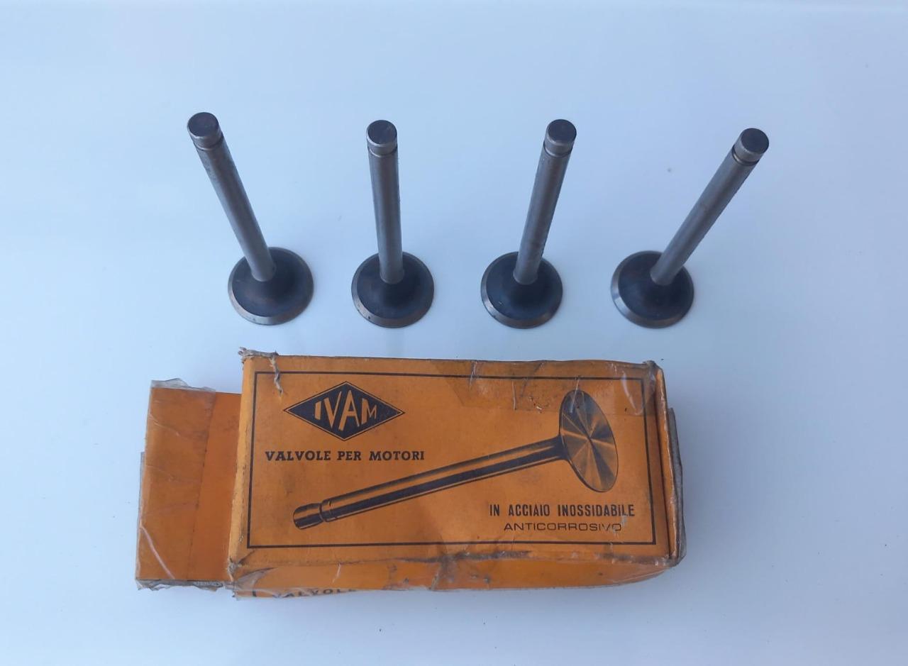OPEL Olympia 4 soupapes échappement culass LesAnciennes.com