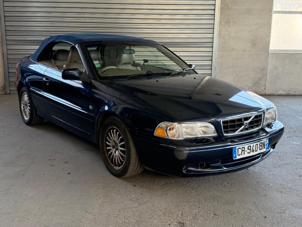 VOLVO C70 cabriolet T5 Summum - 2004 LesAnciennes.com