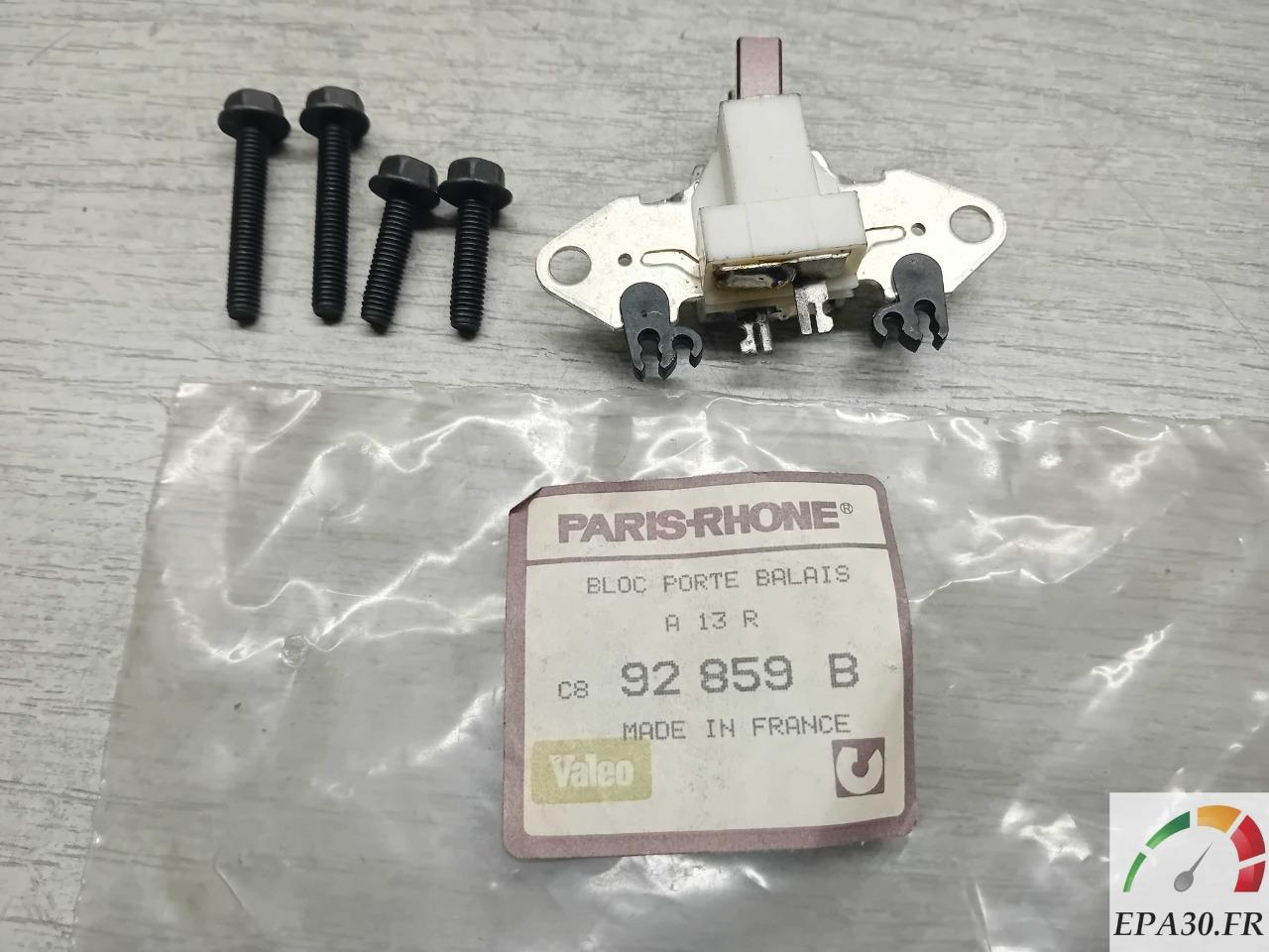 92859B PORTE BALAIS ALTERNATEUR R5 R9 R14 R20 R30 LesAnciennes.com