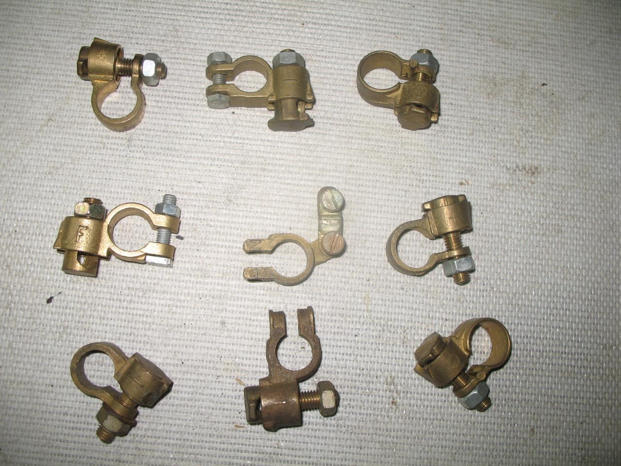 Colliers de batteries DIVERS LesAnciennes.com