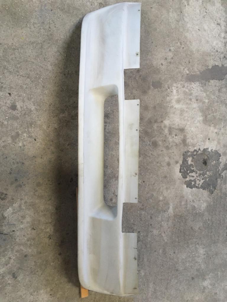 Spoiler MG MGB LesAnciennes.com