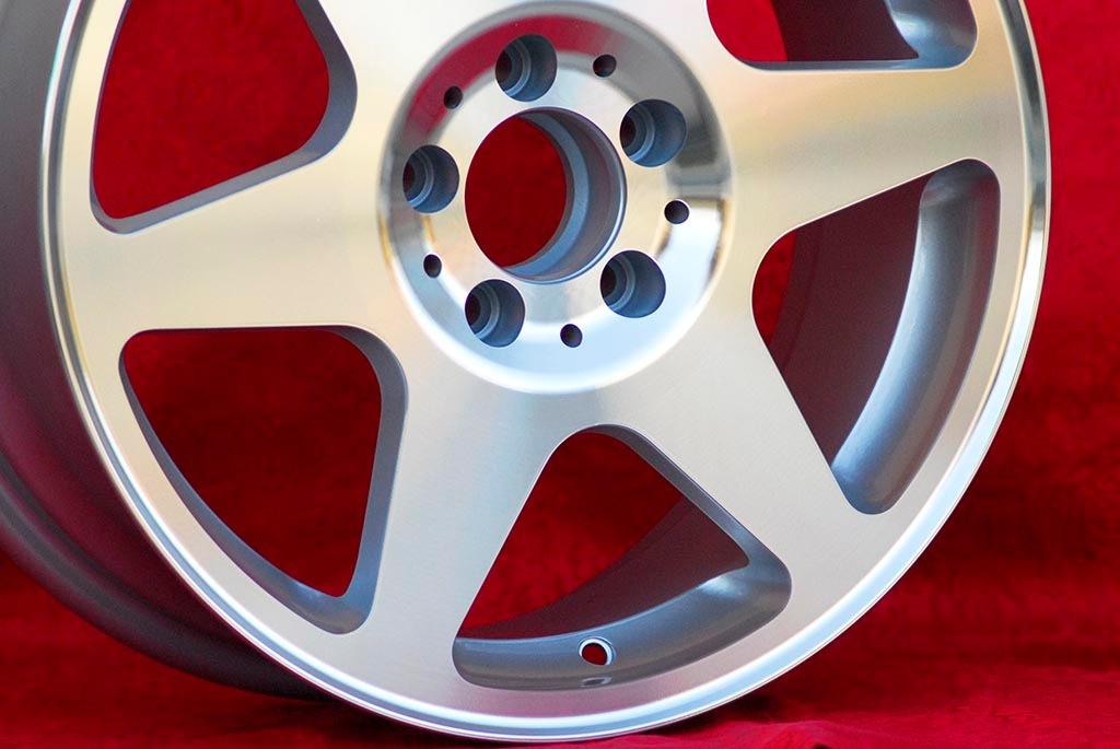 1 pc. jante Mercedes Evo 8.25x17 ET34 w124 w129 w2 LesAnciennes.com