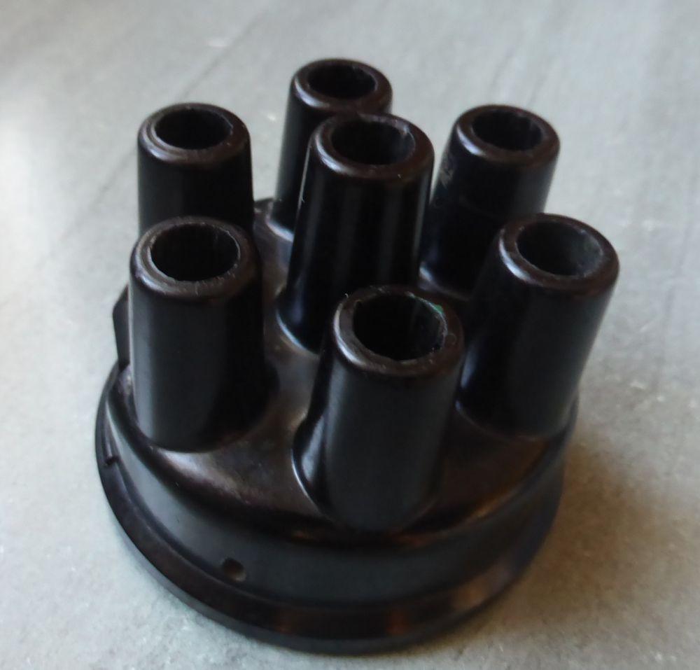 Tête de distributeur S.E.V (709.296 / 709.697) LesAnciennes.com