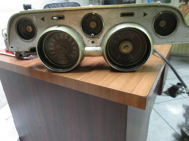 Compteur Ford Mustang sèrie 1 LesAnciennes.com