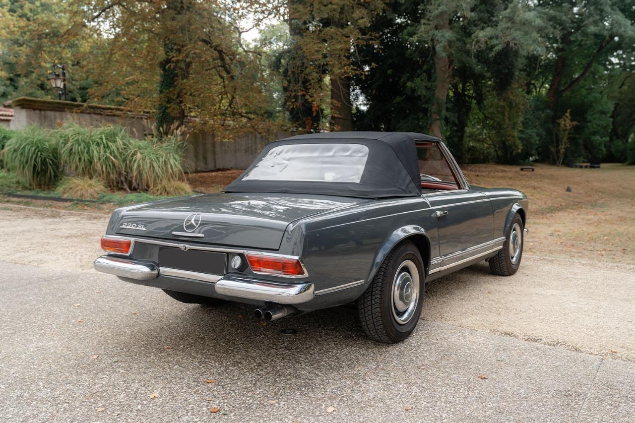 MERCEDES 230 SL - 1964 LesAnciennes.com