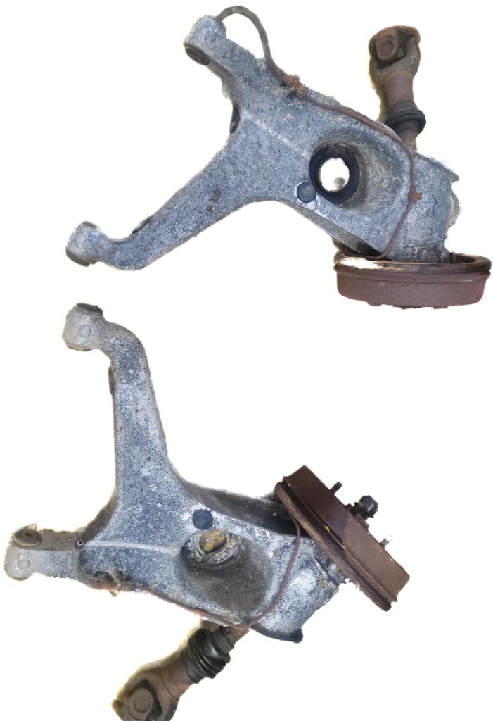 BRAS DE SUSPENSION COMPLET TRIUMPH TR6 LesAnciennes.com