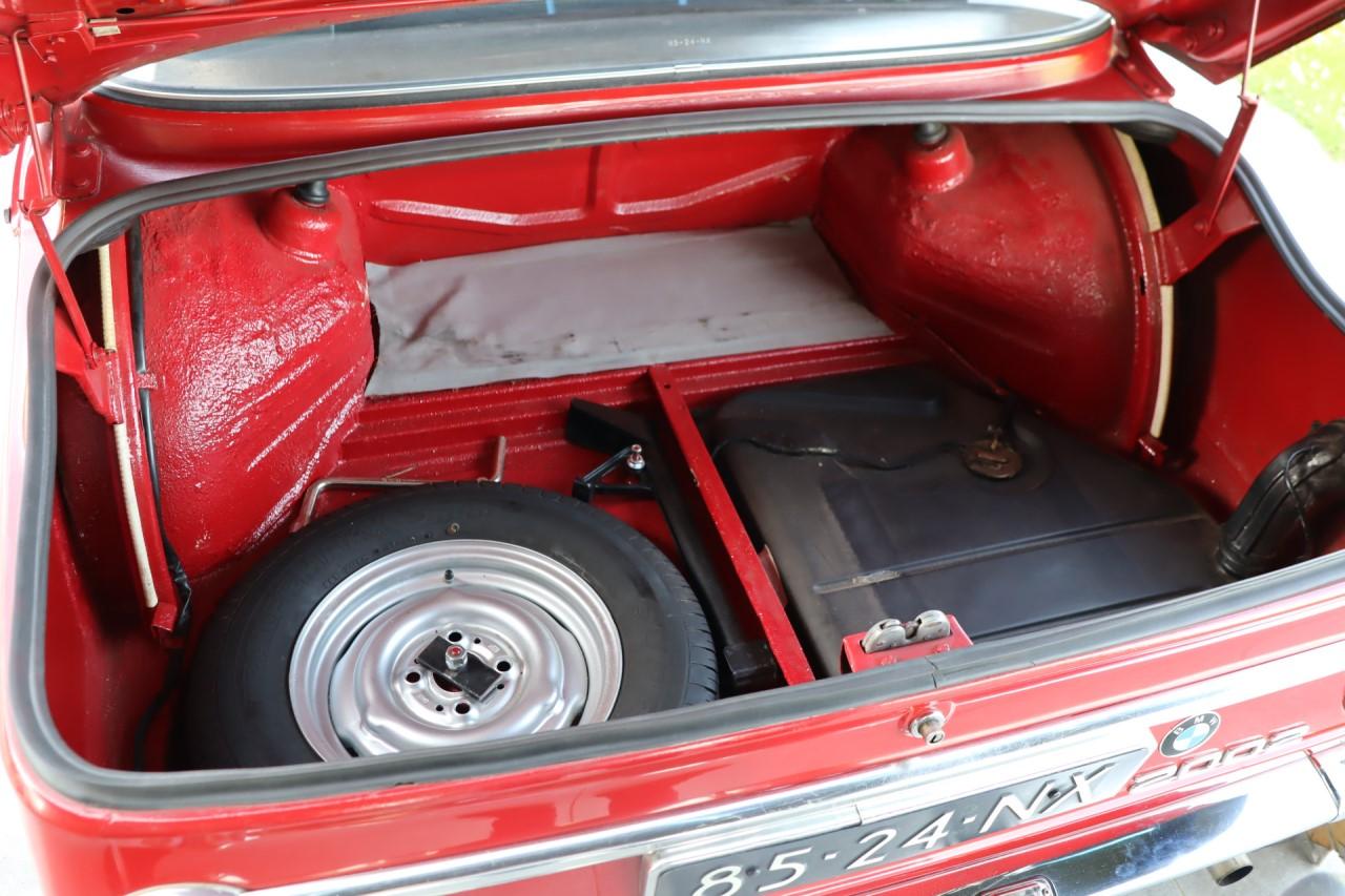 BMW 2002 - 1970 LesAnciennes.com