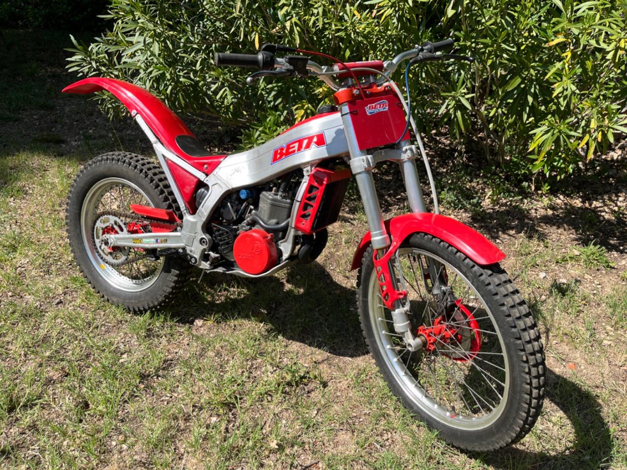 BETA ZERO - 1990 LesAnciennes.com