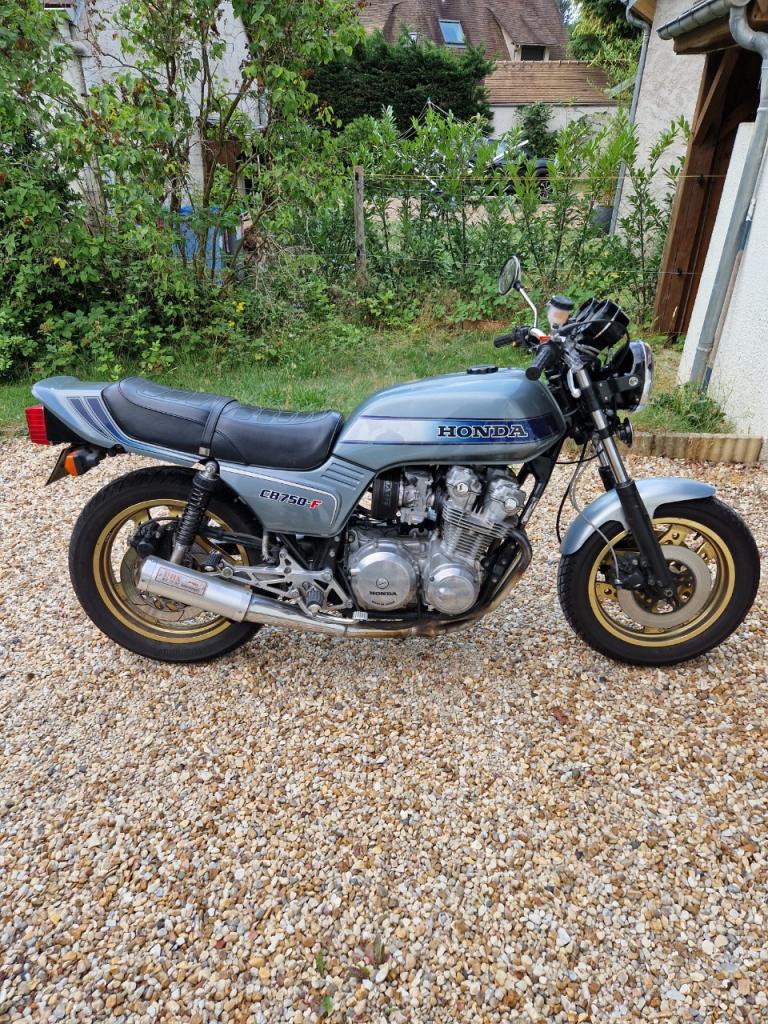 HONDA CBR 750 Bol d'or - 1982 LesAnciennes.com