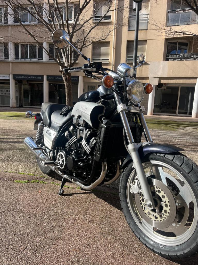 YAMAHA 1200 VMAX YAMAHA 1200 V-MAX - 1989 LesAnciennes.com