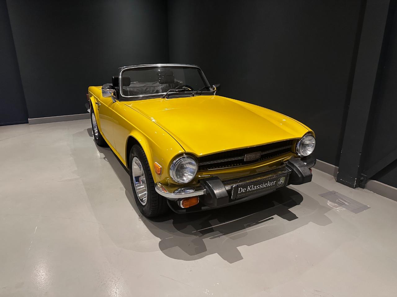 TRIUMPH TR6 C - 1976 LesAnciennes.com