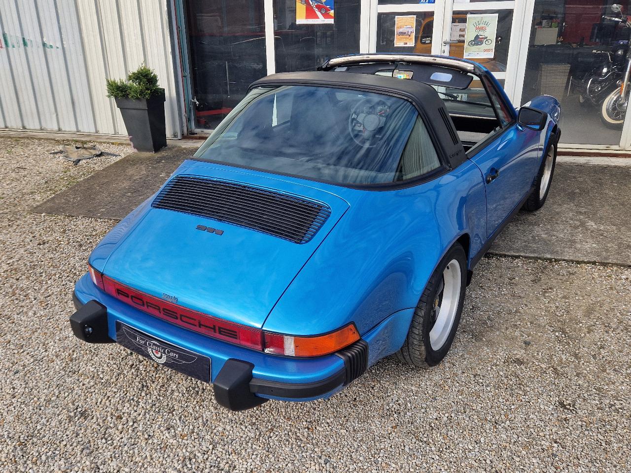 PORSCHE 911 G 2.7 TARGA - 1976 LesAnciennes.com