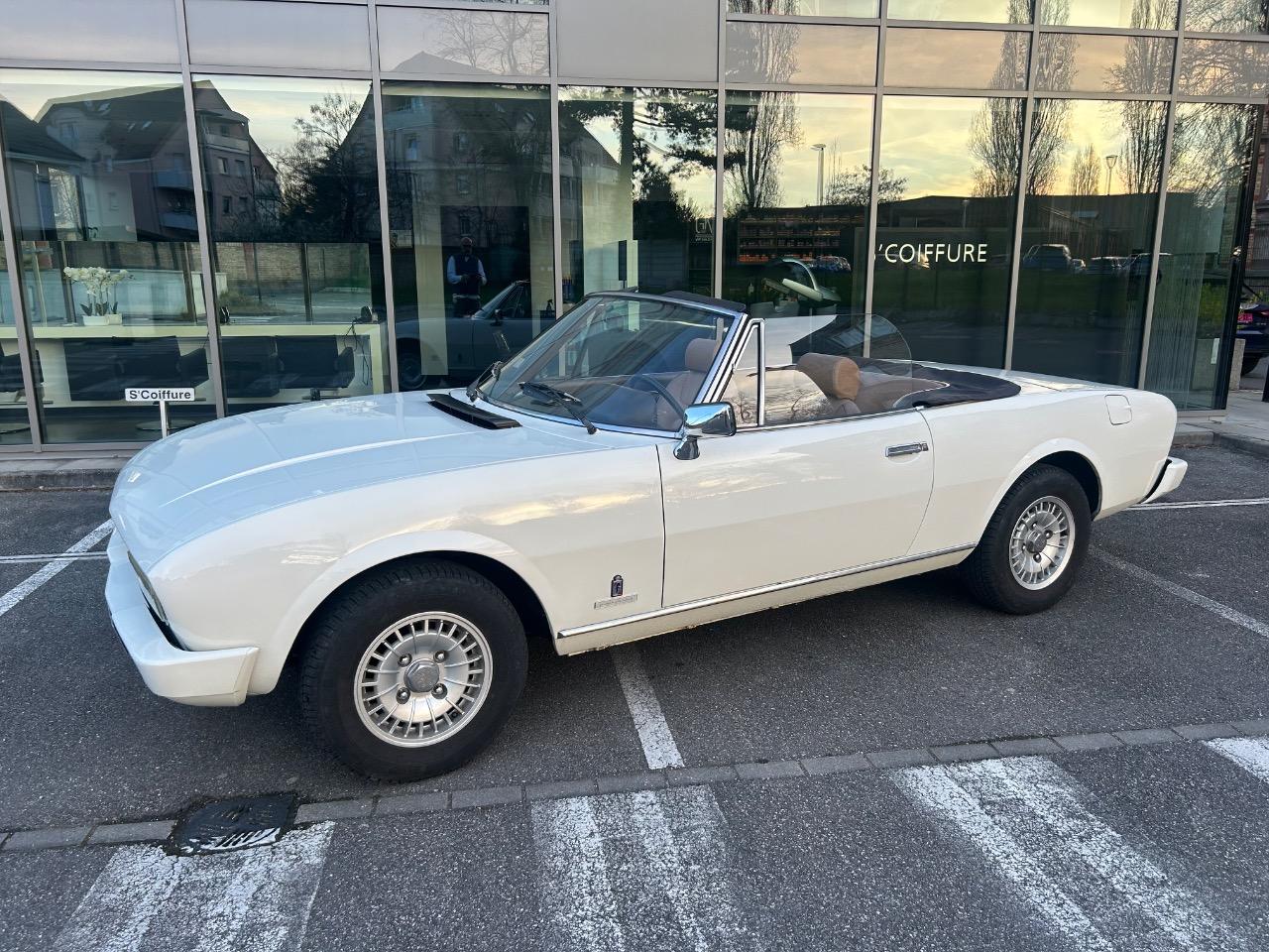 PEUGEOT 504 Cabriolet - 1983 LesAnciennes.com