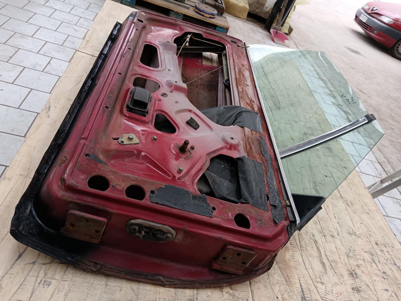 Porte gauche Fiat X 1/9 LesAnciennes.com