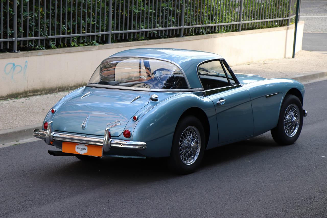 AUSTIN HEALEY 3000 MKIII BJ8 - 1964 LesAnciennes.com