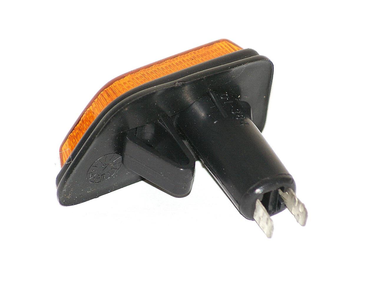 Répétiteur latéral SEAT RONDA LesAnciennes.com