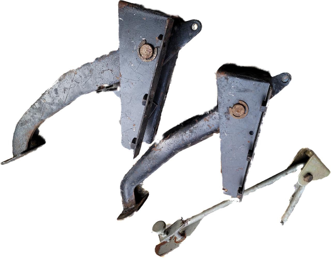 PEDALIER TRIUMPH Spitfire MKIV ET 1500FH LesAnciennes.com
